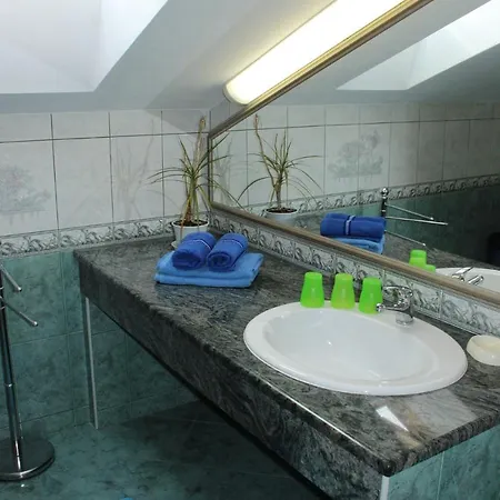 In 14990 Appartement Mali Lošinj
