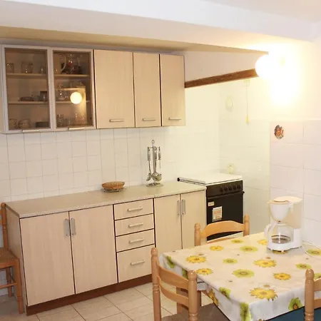 In 14990 Appartement Mali Lošinj