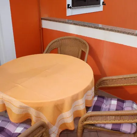 In 14990 Appartement Mali Lošinj